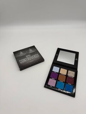 Jeffree Star Mini Controversy Eyeshadow Palette - Multicolor